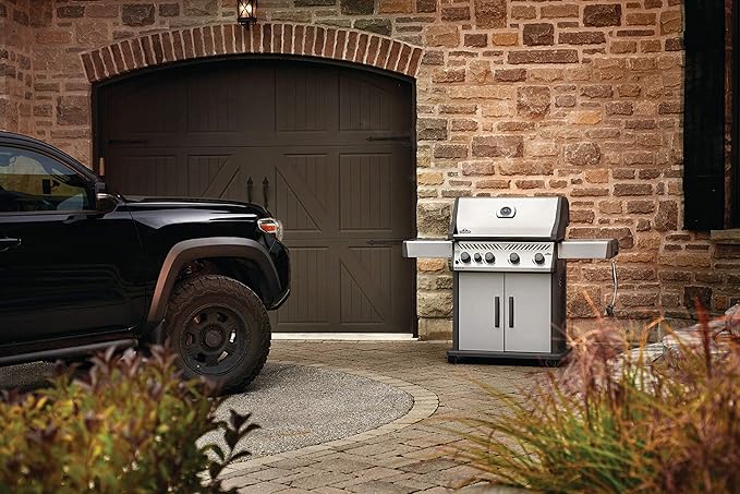 Napoleon Rogue XT 525 SIB Gas Grill